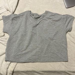 Crop lululemon shirt